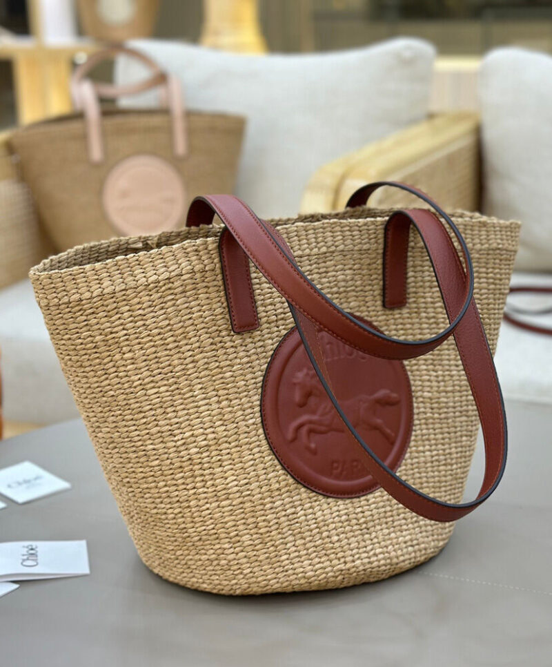 Chloe Large Horse Medal Basket In Natural Fibers